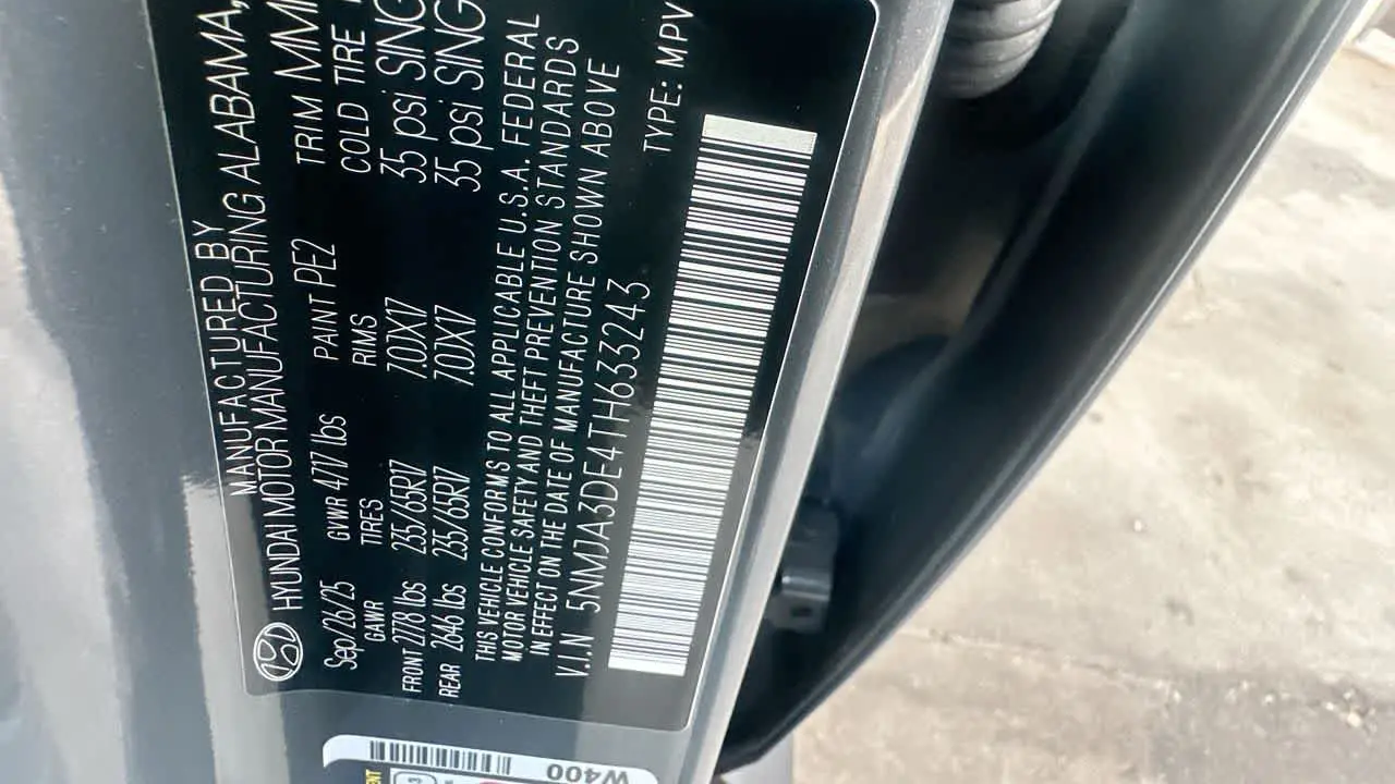 2026 Hyundai TUCSON SE