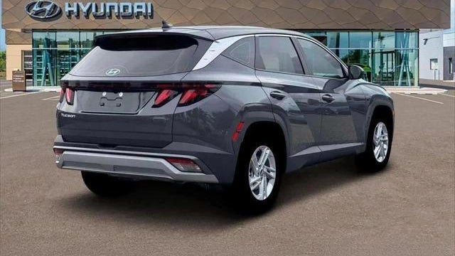 2026 Hyundai TUCSON SE
