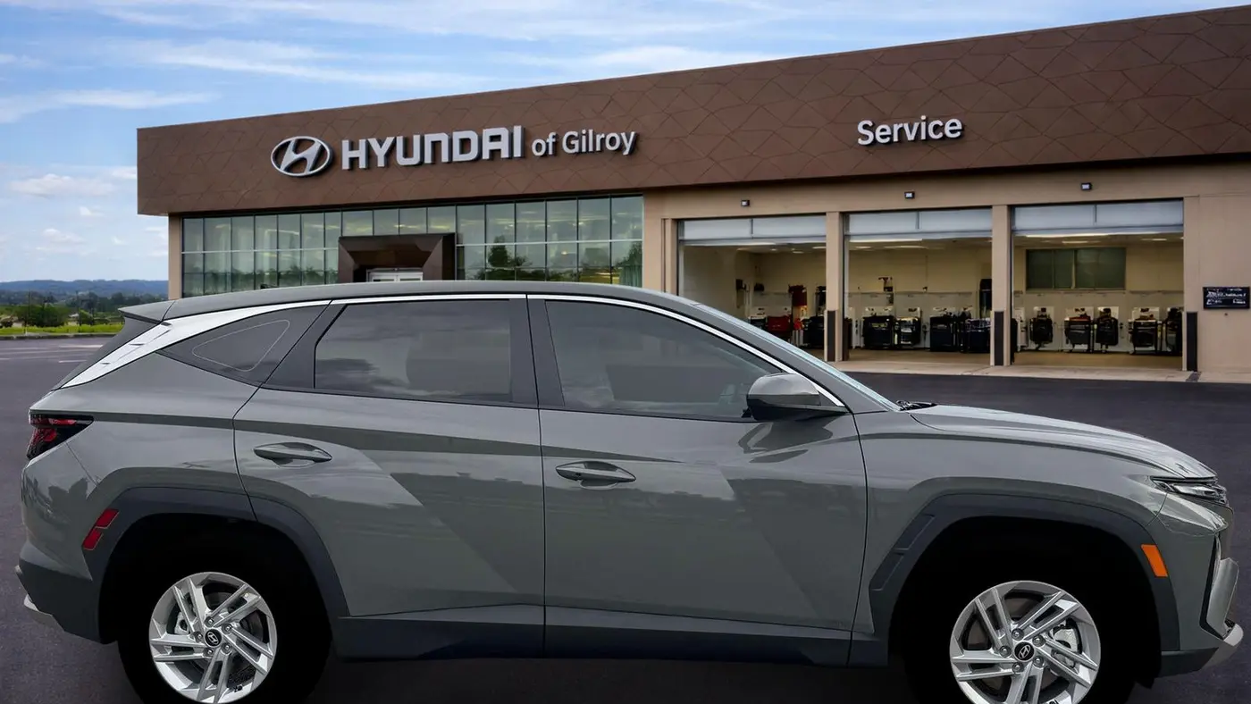 2026 Hyundai TUCSON SE