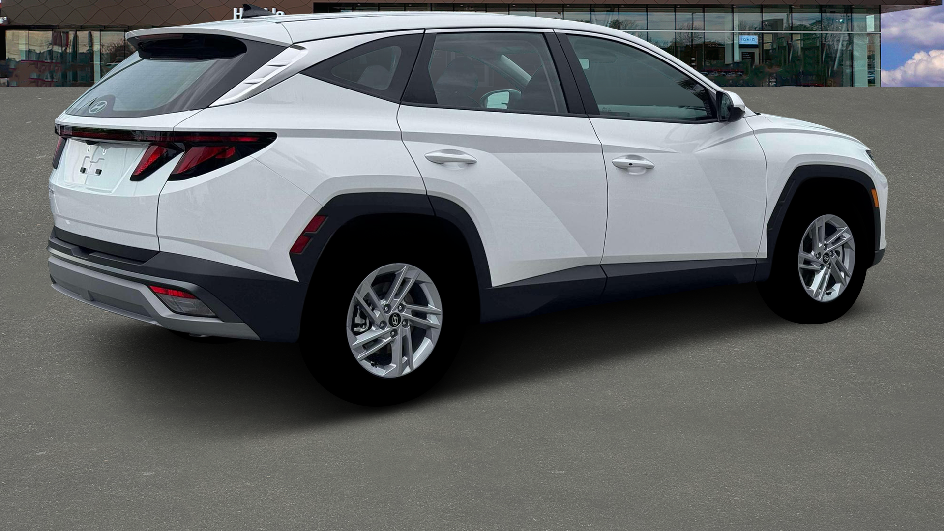 2026 Hyundai TUCSON SE