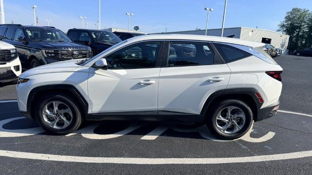 2024 Hyundai TUCSON SE
