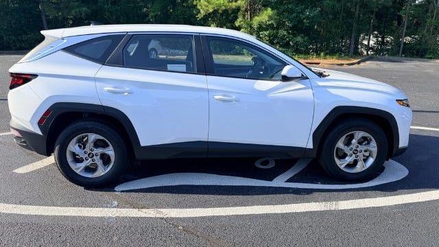2024 Hyundai TUCSON SE