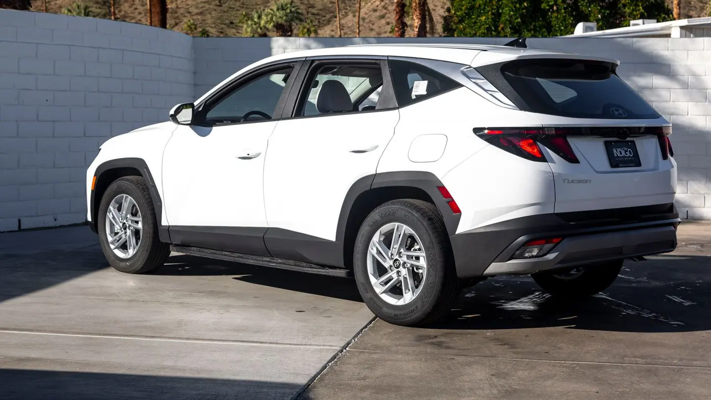 2025 Hyundai TUCSON SE