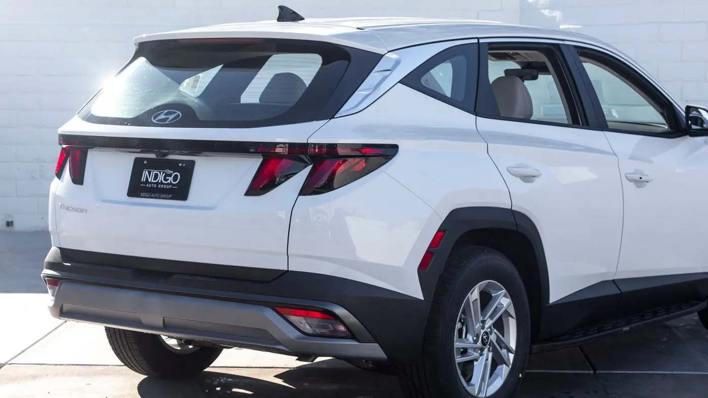 2025 Hyundai TUCSON SE