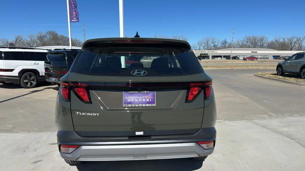 2026 Hyundai TUCSON SE