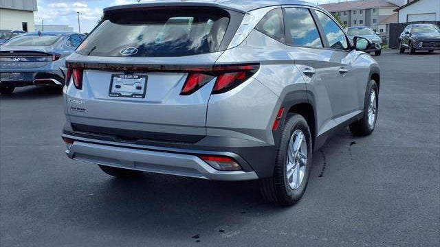 2026 Hyundai TUCSON SE
