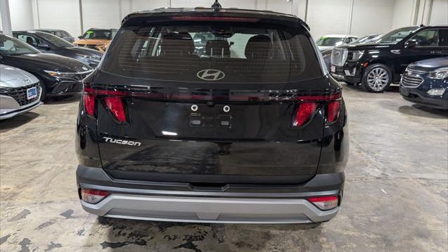 2025 Hyundai TUCSON SE