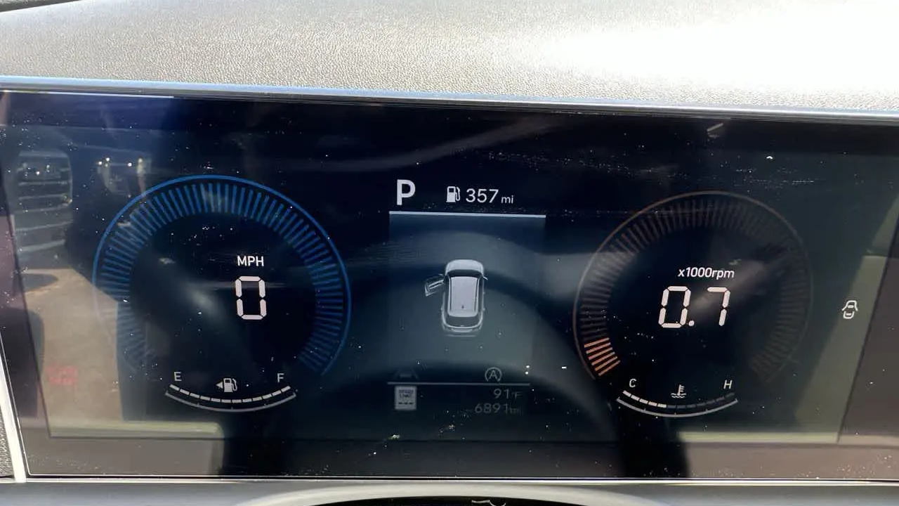 2026 Hyundai TUCSON SE
