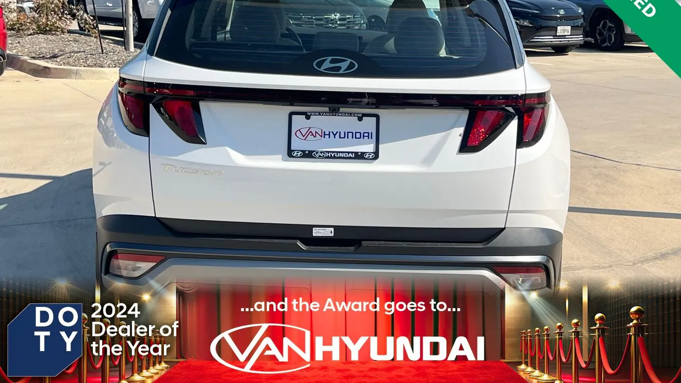 2026 Hyundai TUCSON SE