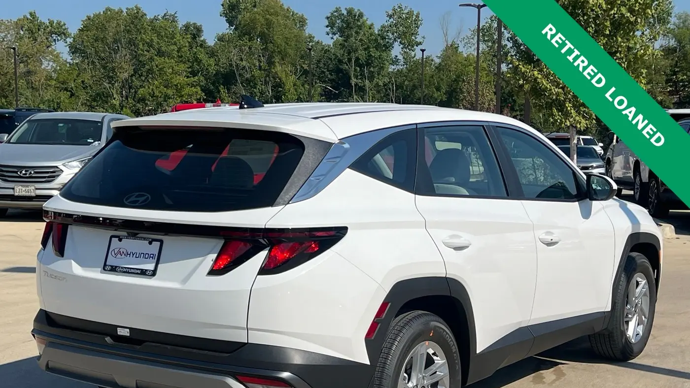 2026 Hyundai TUCSON SE