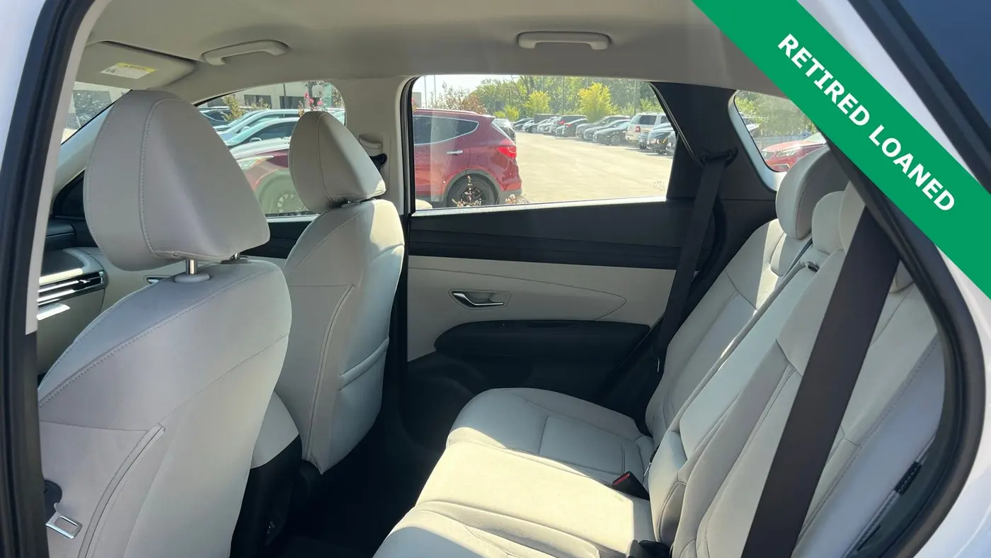2026 Hyundai TUCSON SE