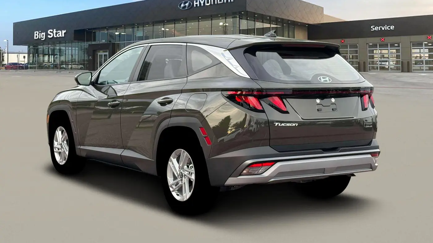 2026 Hyundai TUCSON SE