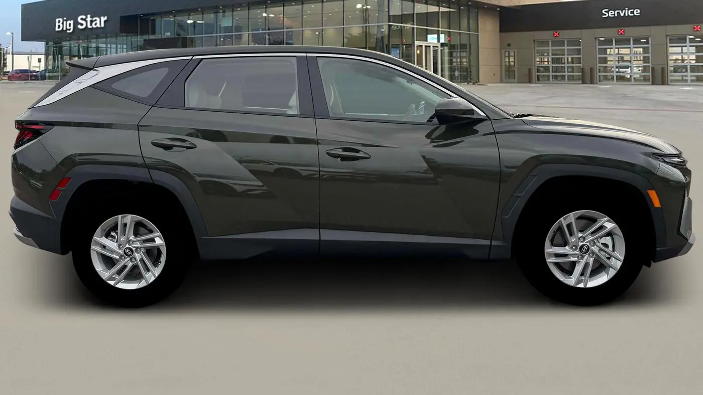 2026 Hyundai TUCSON SE