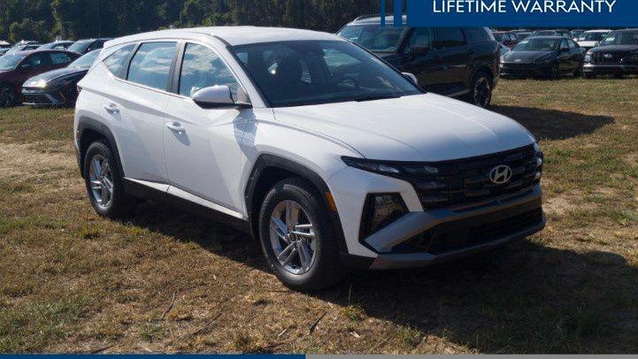 2026 Hyundai TUCSON SE