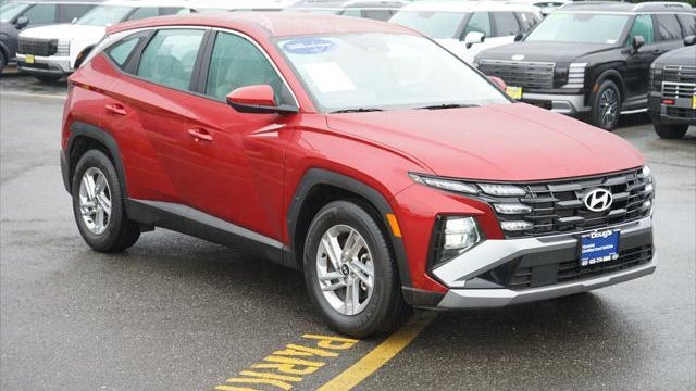 2025 Hyundai TUCSON SE