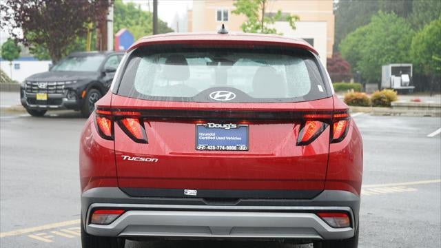2025 Hyundai TUCSON SE