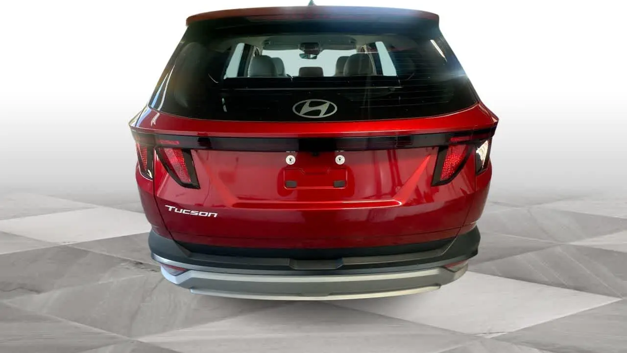 2026 Hyundai TUCSON SE