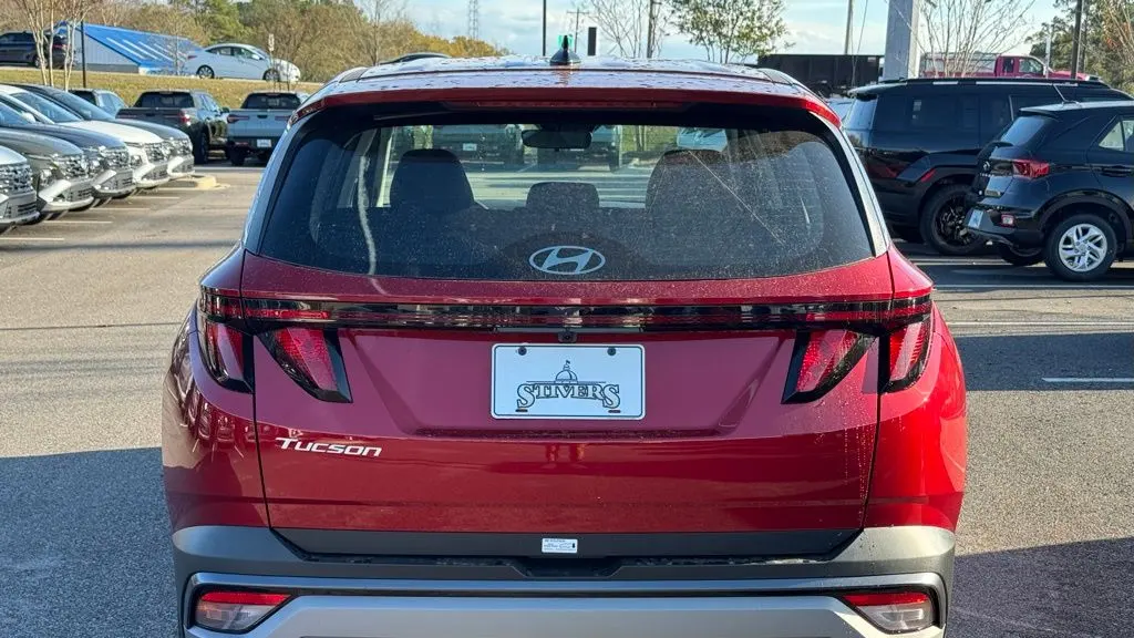 2026 Hyundai TUCSON SE
