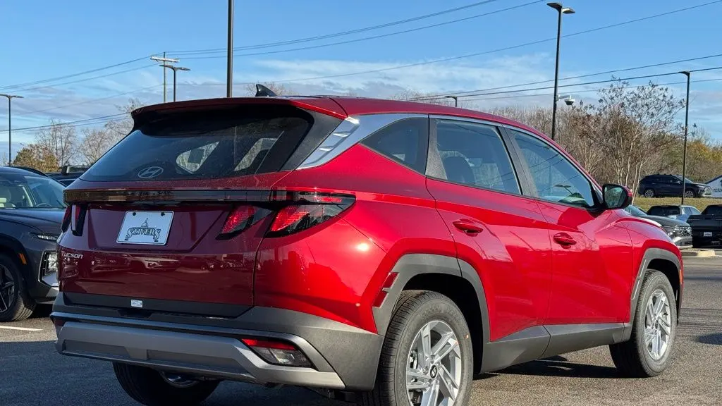 2026 Hyundai TUCSON SE