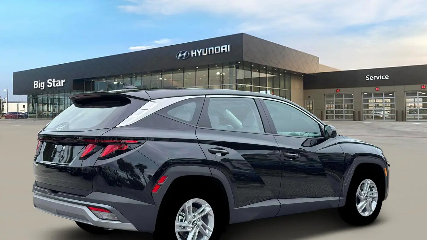 2026 Hyundai TUCSON SE
