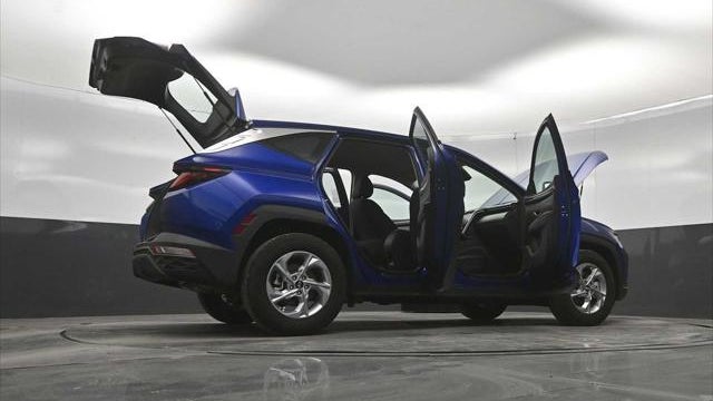 2024 Hyundai TUCSON SE