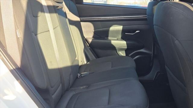 2024 Hyundai TUCSON SE