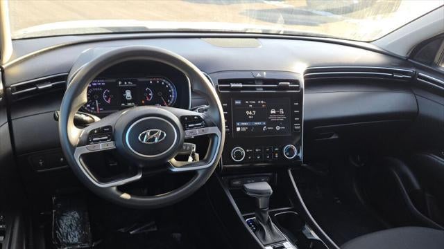 2024 Hyundai TUCSON SE
