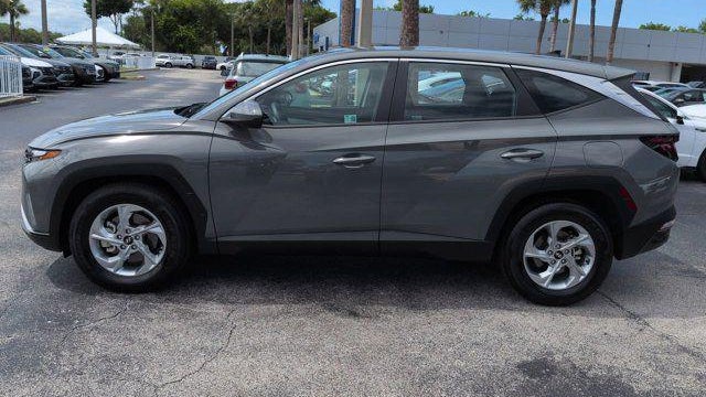 2024 Hyundai TUCSON SE