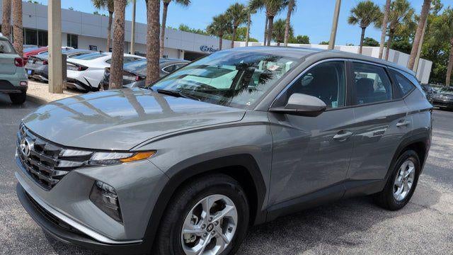 2024 Hyundai TUCSON SE
