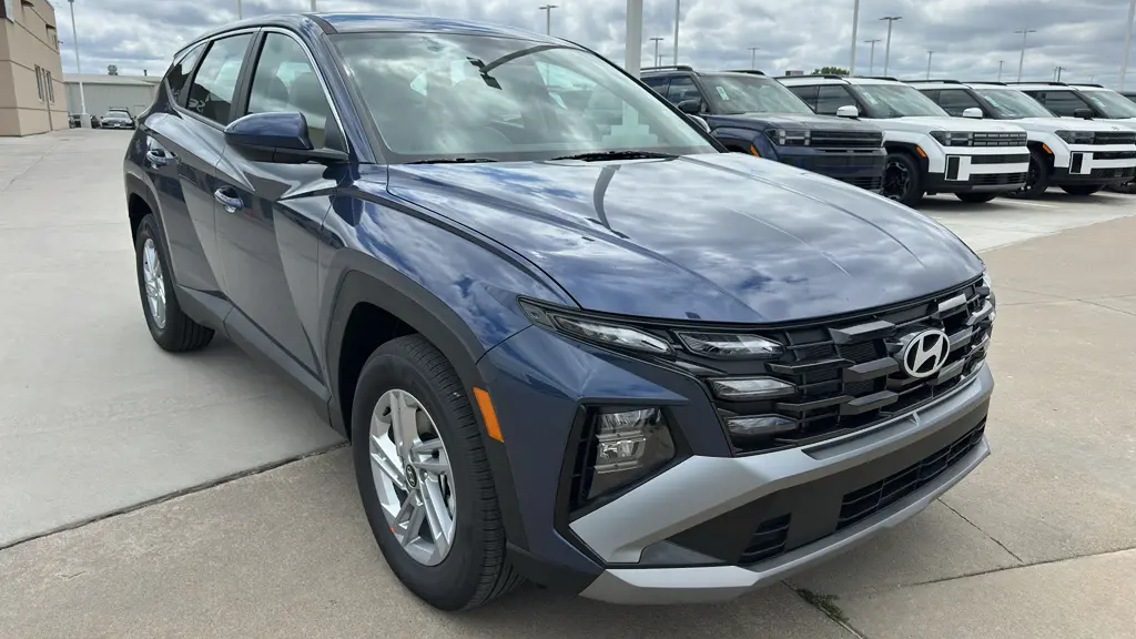 2026 Hyundai TUCSON SE