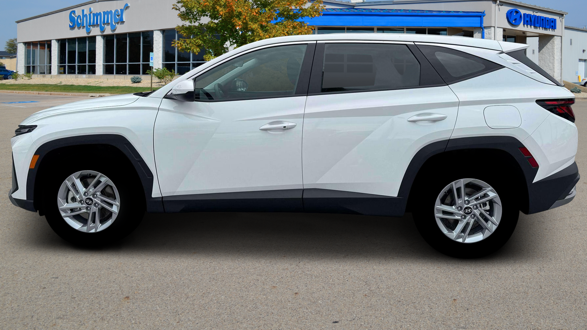 2026 Hyundai TUCSON SE