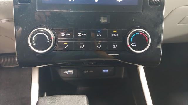 2023 Hyundai TUCSON SE