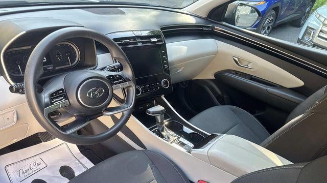 2023 Hyundai TUCSON SE