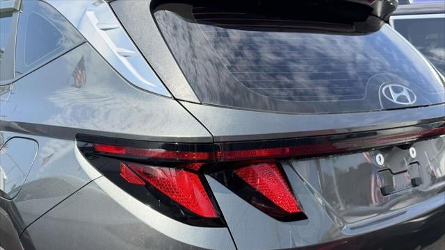 2023 Hyundai TUCSON SE