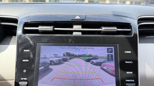2023 Hyundai TUCSON SE