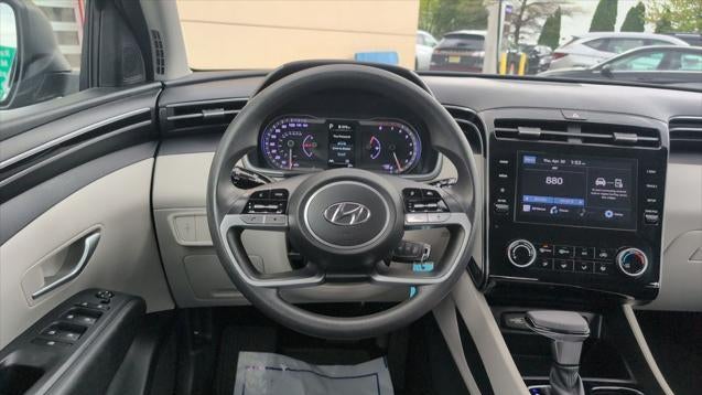 2023 Hyundai TUCSON SE