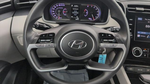 2023 Hyundai TUCSON SE