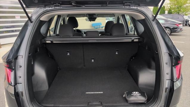 2023 Hyundai TUCSON SE