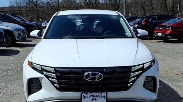 2023 Hyundai TUCSON SE