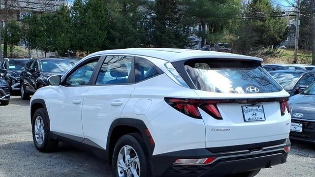 2023 Hyundai TUCSON SE
