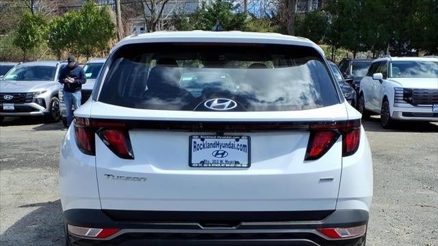 2023 Hyundai TUCSON SE