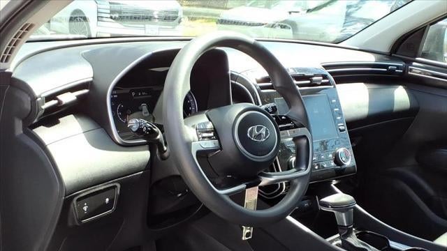 2023 Hyundai TUCSON SE