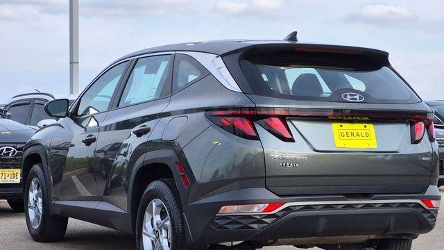 2023 Hyundai TUCSON SE