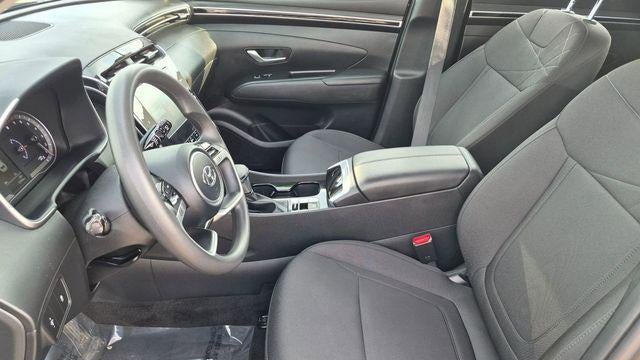 2023 Hyundai TUCSON SE