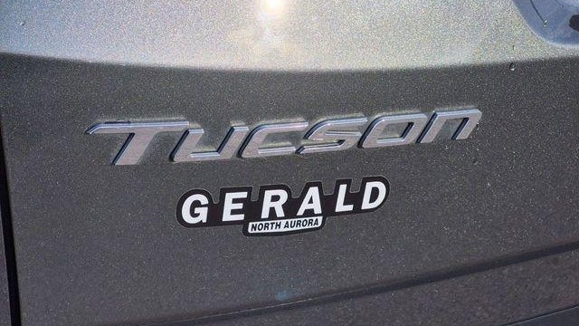2023 Hyundai TUCSON SE