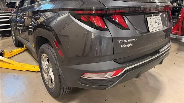 2022 Hyundai TUCSON SE