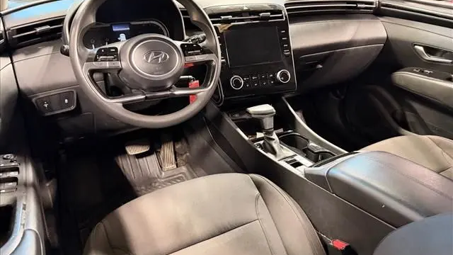 2022 Hyundai TUCSON SE