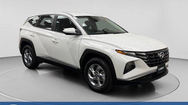 2023 Hyundai TUCSON SE