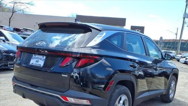 2023 Hyundai TUCSON SE