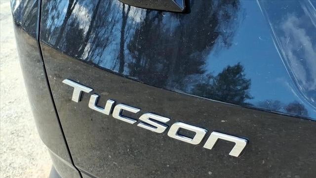 2023 Hyundai TUCSON SE